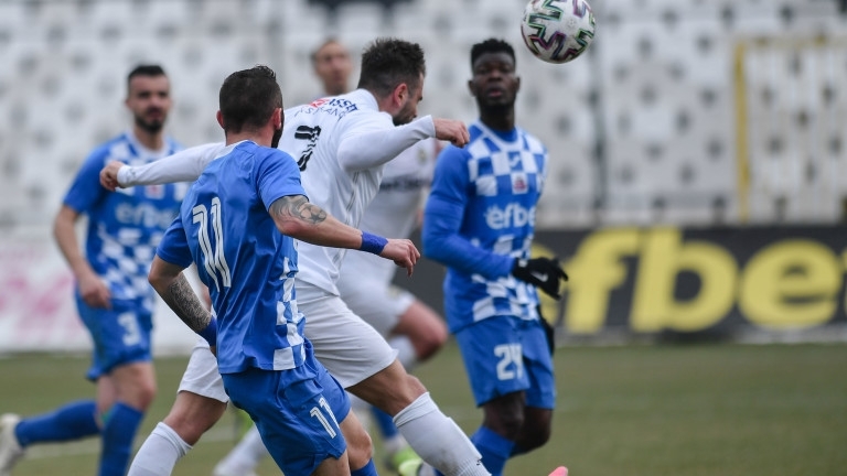 Отборът на Славия постигна изключително важен успех с 2 1 над