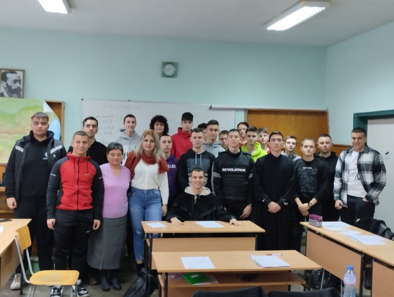 Ученици от Професионалната гимназия по строителство архитектура и компютърни науки