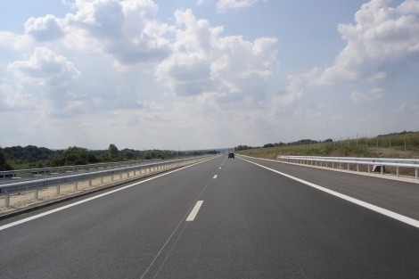 І МЕТЕОРОЛОГИЧНА ОБСТАНОВКА През нощта ще бъде ясно и почти