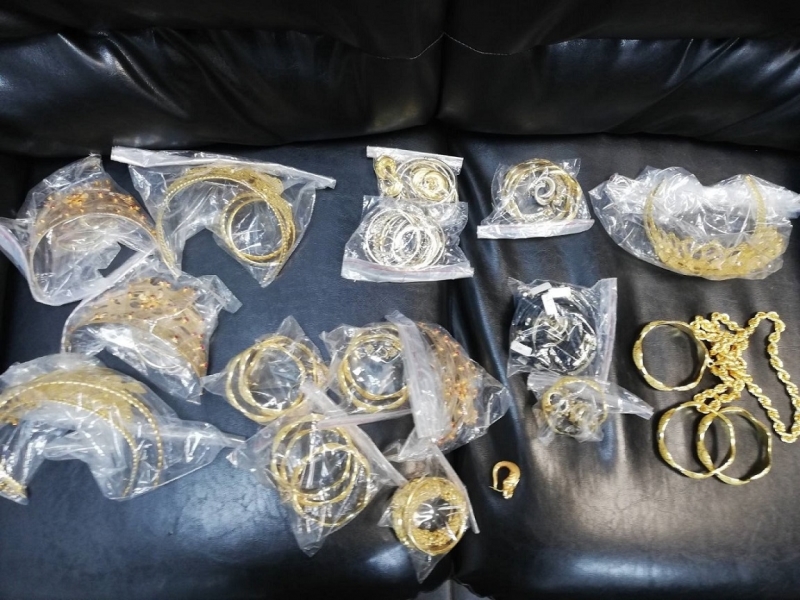 Митническите служители на Митнически пункт Капитан Андреево задържаха над 2 5