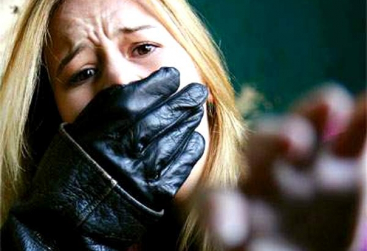 Маскирани са отвлекли момиче от центъра на монтанското село Долно