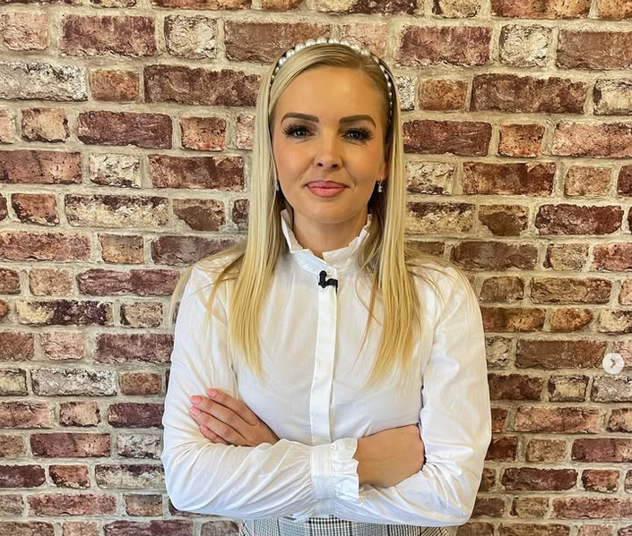 Английската спортна журналистка Леона Мейър обяви раздялата си с бившата