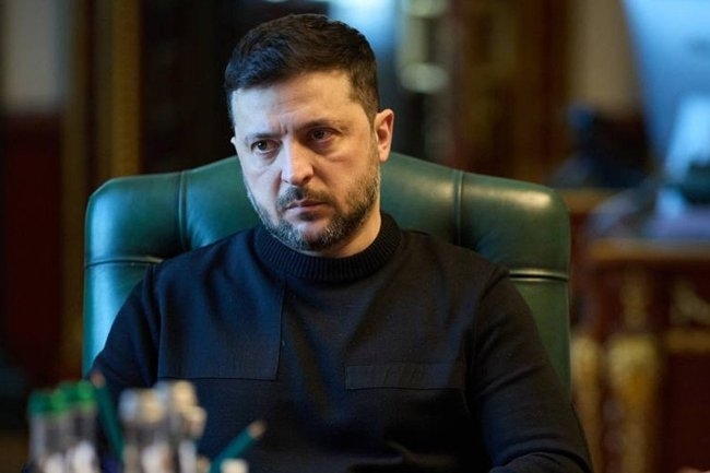 Зеленски: Тръмп оказва натиск върху Украйна да отстъпи Донбас на Русия