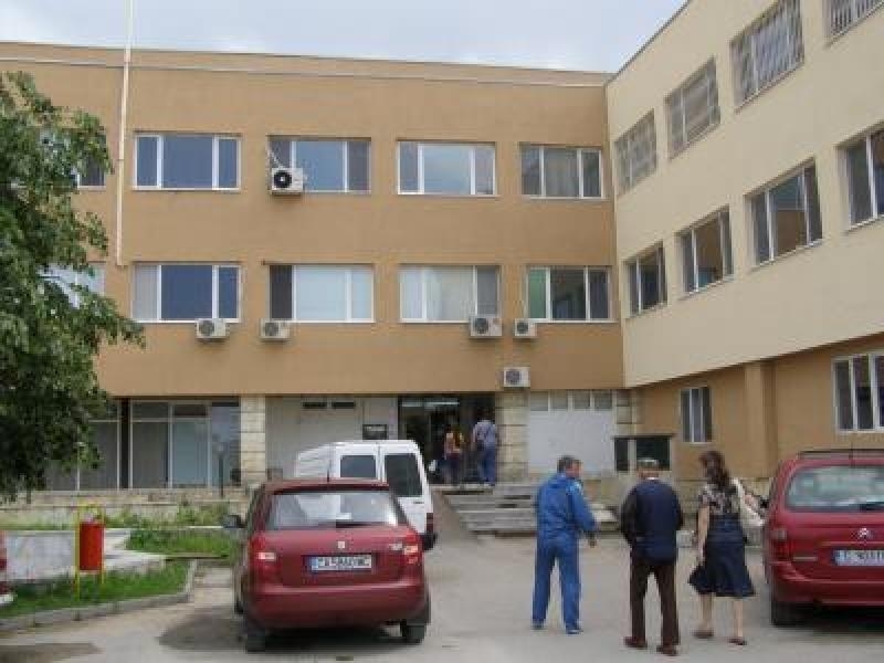 Нагъл крадец е разбил и обрал два кафе автомата намиращи се