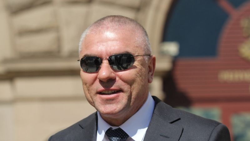 Тази коалиция няма да се разпадне защото стоят други интереси