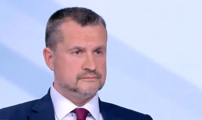 Калоян Методиев: Този политически сезон започна и свърши с престъпление