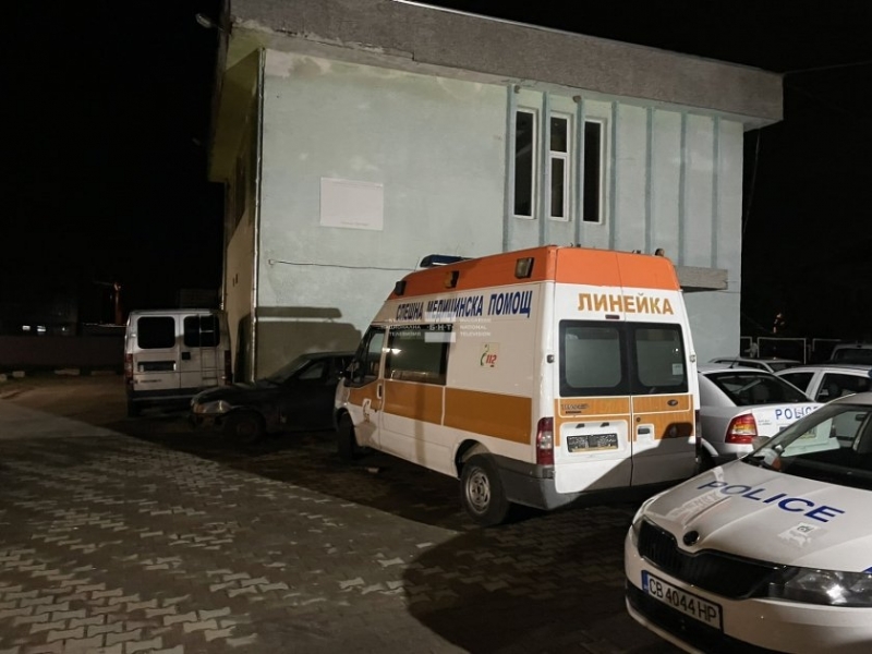 Кървава разправия! Младеж преби с лопата кмета на монтанско село, ето кой е той
