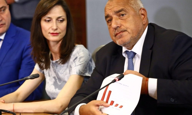 Кандидатът на ГЕРБ СДС за министър председател Мария Габриел и председателят на