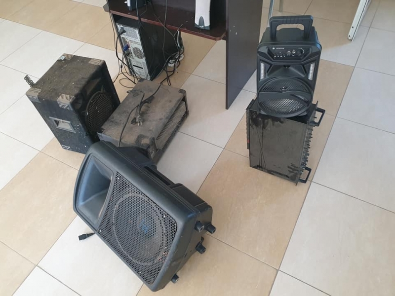 Цигански купон вдигна на крак полицията във Вършец научи BulNews