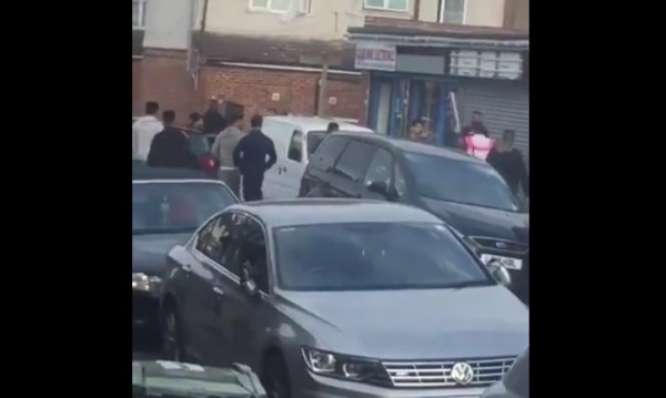 Седем души са в болница а един от тях е