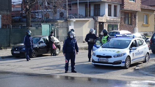 Врачанската полиция изпоти от проверки десетки нарушители на пътя