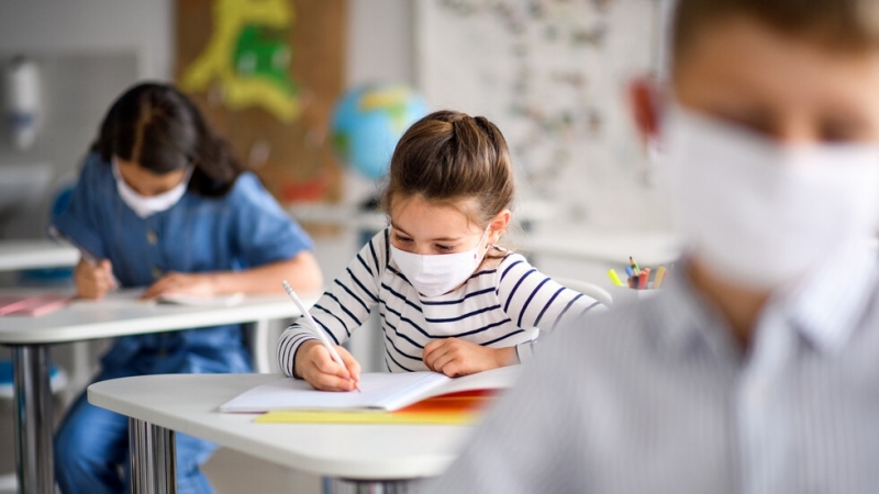 За новата учебна година правителството отпуска 35 600 000 лева