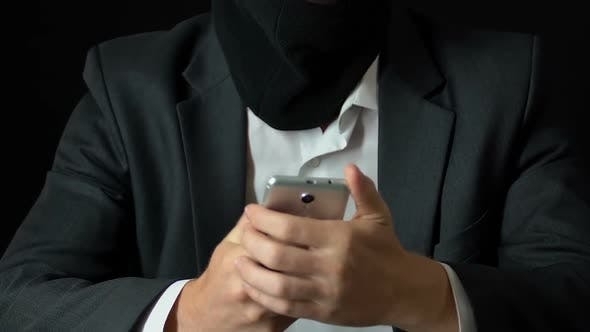 Повече от 100 училища детски градини и 20 търговски центъра