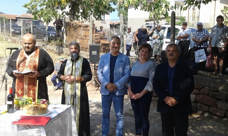 Хората от Смоляновци днес отпразнуваха 30 години от организирането на