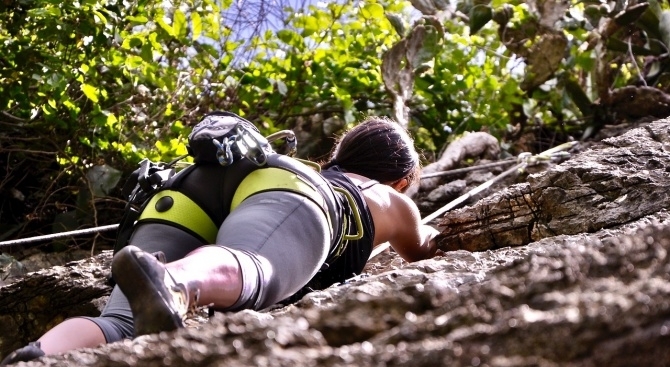 Рускиня е загинала в понеделник след като парче скала се стоварило