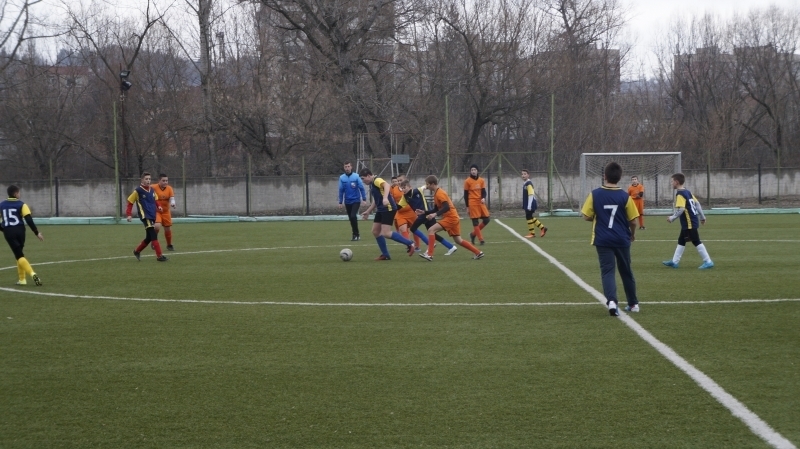 Отборът на ОУ Христо Ботев победи с 5 1