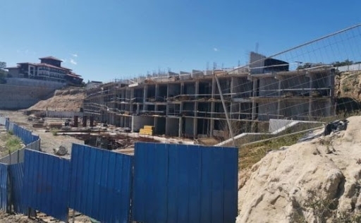 Собственици на терена на Алепу вилидж са Кристиян Христов Пламен