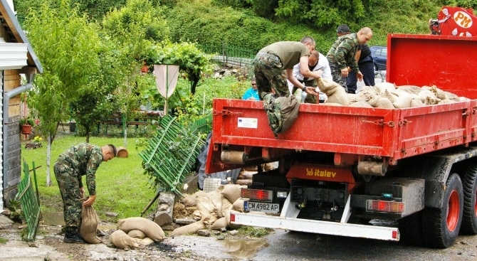 Бедствено положение е обявено в община Етрополе предаде БНР В