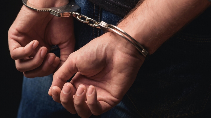 Задържаха 32 годишен мъж за закана за убийство към баща си в Перник