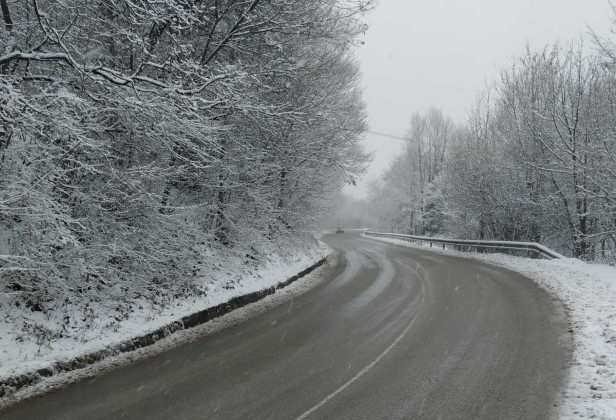 І СЪСТОЯНИЕ НА АВТОМАГИСТРАЛИТЕ АМ Тракия Област София Движението при