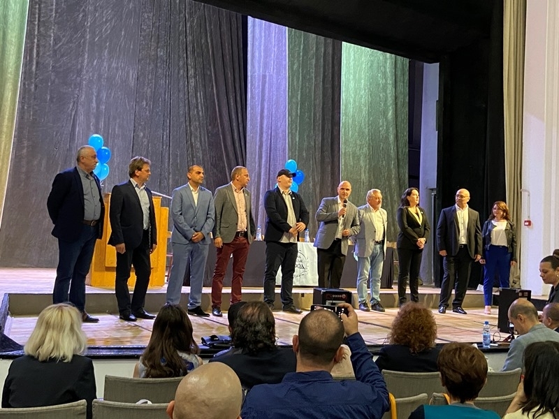 Днес партията Има такъв народ откри предизборната си кампания във