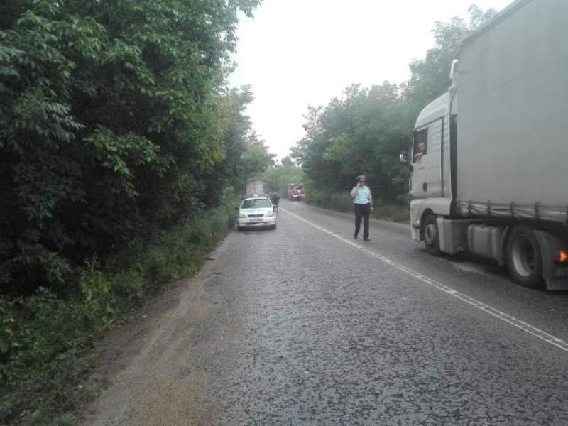 Тежка катастрофа е станала преди разклона за село Оходен Около