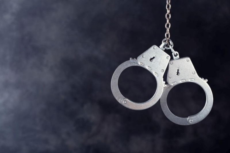 Полицията в Атина арестува 14-годишен ученик, заплашил учителка