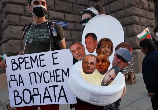 Пандемията прави парламентарните избори непредвидими