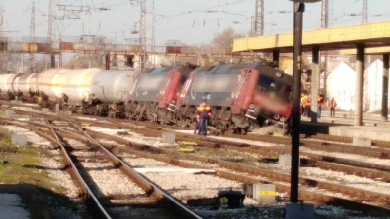 С назначаване на вещи лица които да изготвят нови експертизи