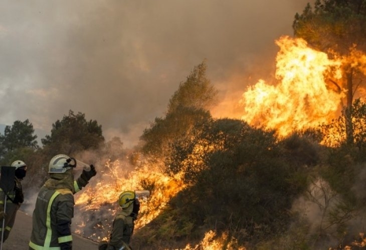 Горски пожар на около 100 километра западно от Барселона унищожи
