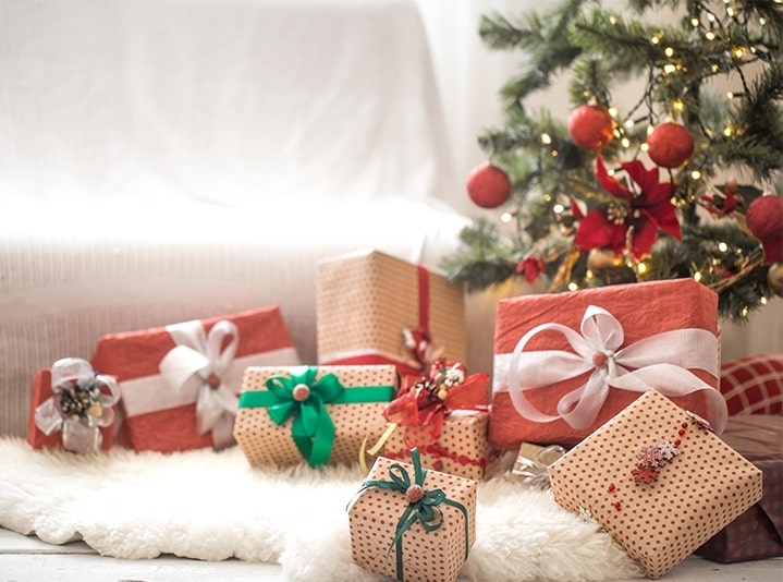 Дрехи миксери и сувенири са най връщаните подаръци след Коледа Това