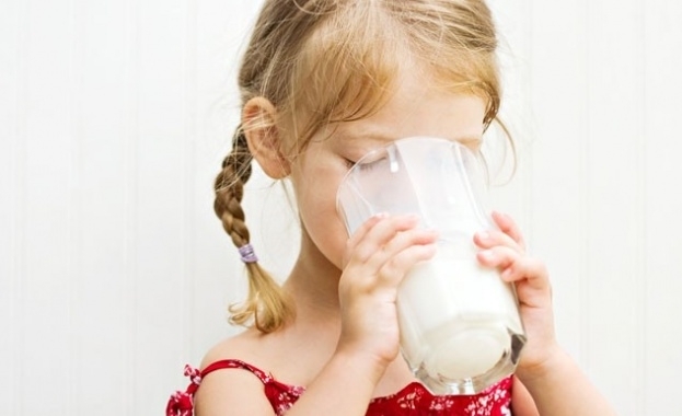 Френското правителство обяви днес мащабно изтегляне на адаптирани млека произведени