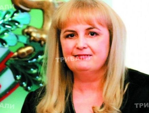 Славка Бозукова купува БЛИЦ
