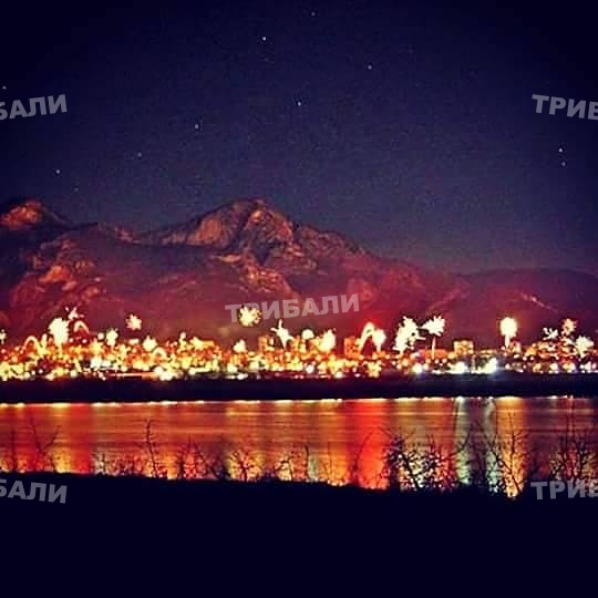 Вижте празничната заря над Враца в Новогодишната нощ /видео/