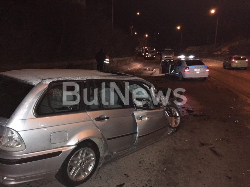 Агенция BulNews се сдоби със снимки на шофьора на леката