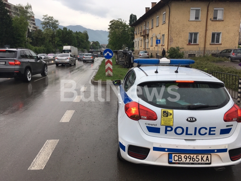 Тежка катастрофа е станала на един от най натоварените булеварди във