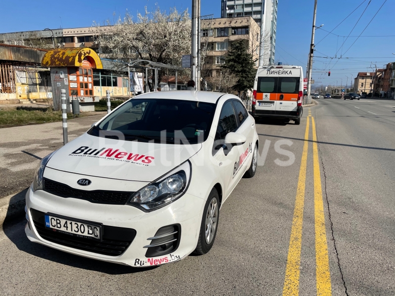 Човек лежи безпомощен на централен булевард във Враца видя първо