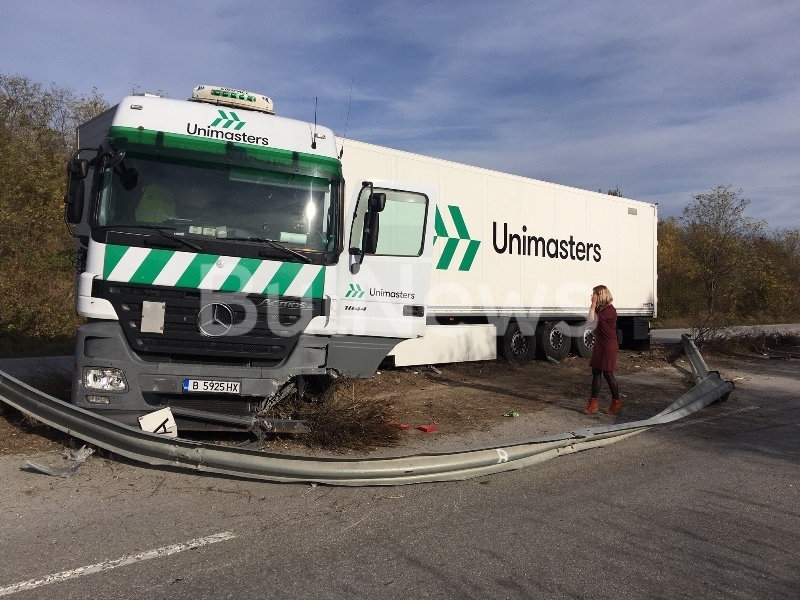 Варненски ТИР пътуващ от София към Враца е катастрофирал преди