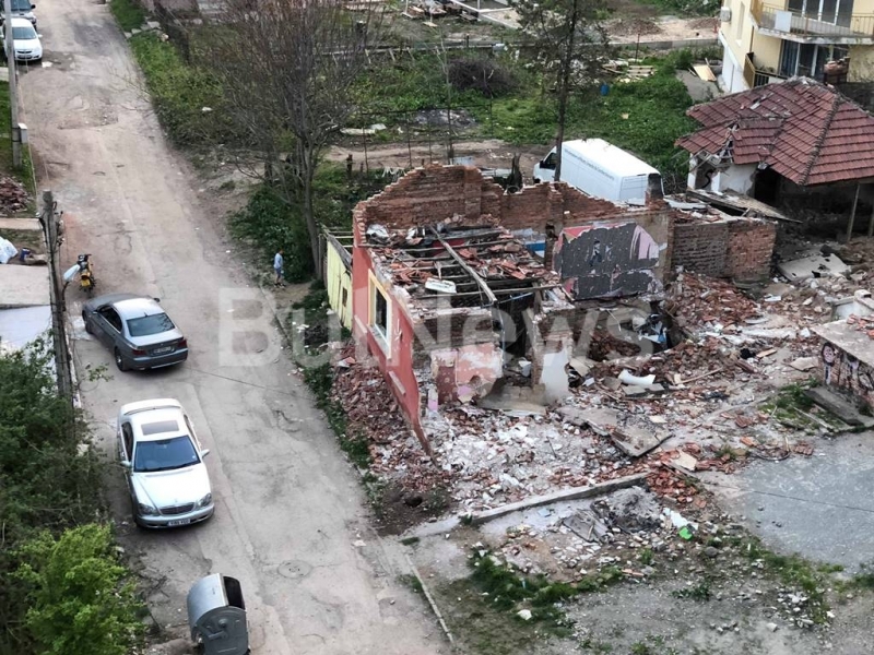 Нагли цигани тормозят цял квартал във Враца За това сигнализира