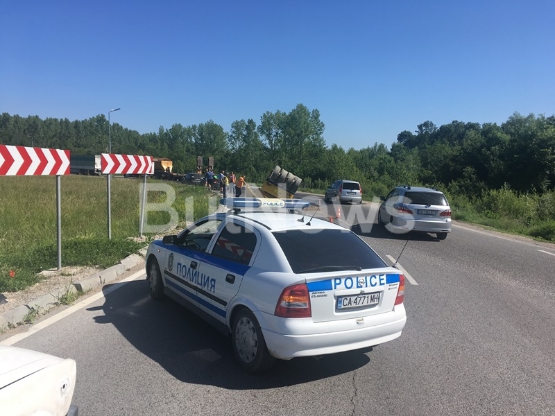 Инцидент затапи кръговото кръстовище на обходния път на Враца видя