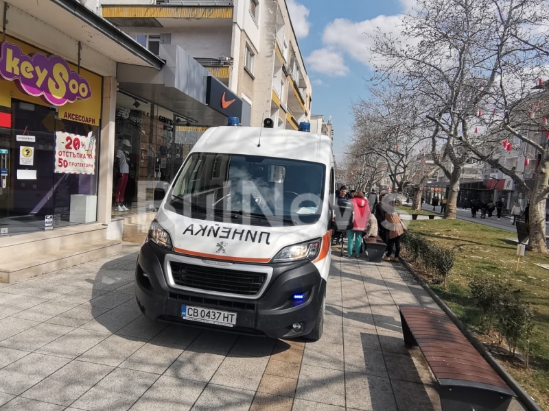 Линейка влетя в пешеходната зона на Враца, видя само репортер