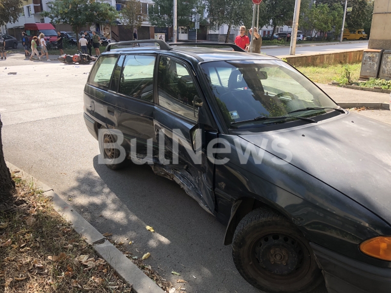 Бивш служител на МВР е шофирал лекия автомобил Опел Астра