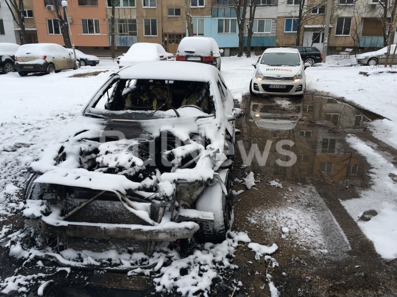Колата на известния врачанин Кристин Копчев е била запалена тази