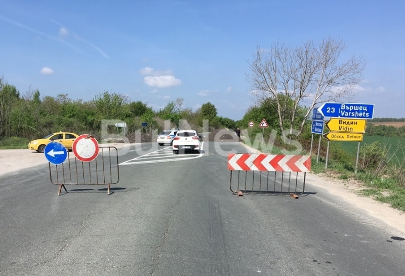 Възрастен мъж се е преобърнал с колата си на Е 79