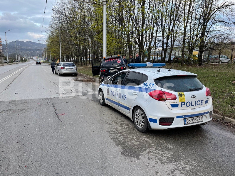 Джип на охранителна фирма е блъснал Ауди и се е