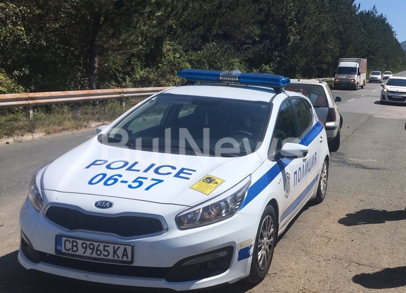 От последните минути: Семейство с две деца се размаза с „Голф“ на Е-79 между Монтана и Враца /снимки/