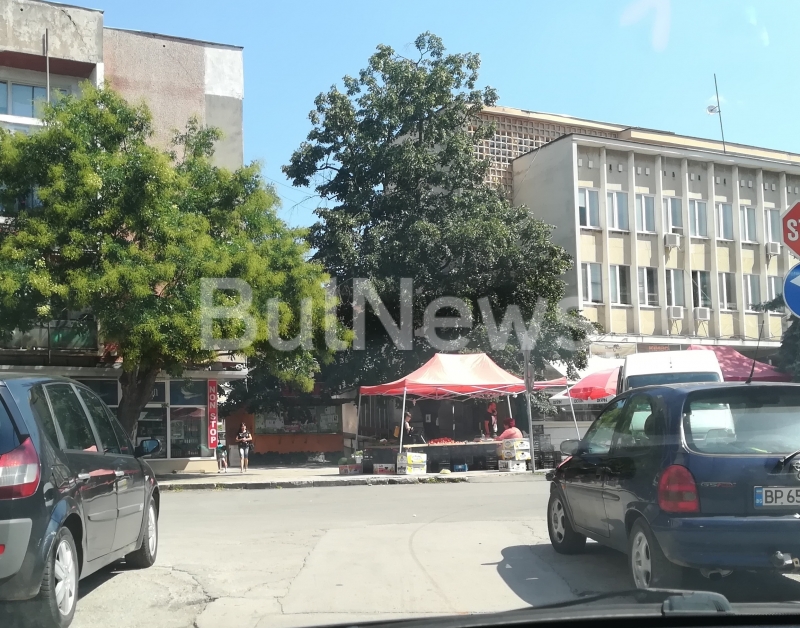 След като вчера показахме тарикат запречил движението на улица във