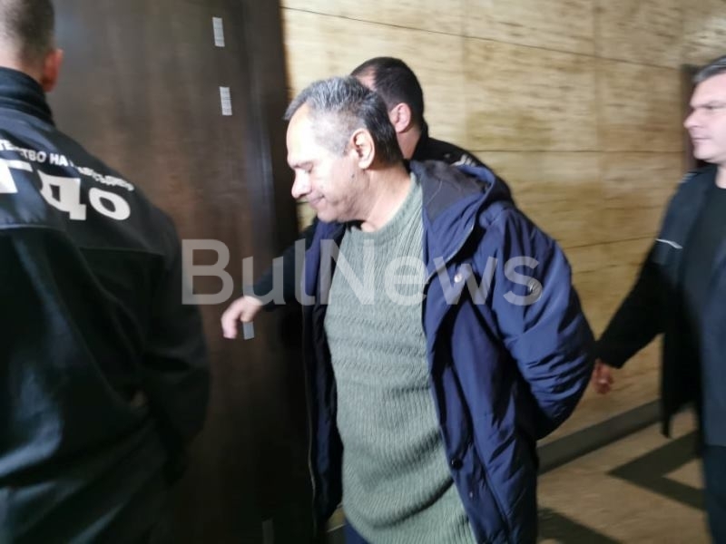 Във Врачанският окръжен съд е постъпилото искане от подсъдимия Румен