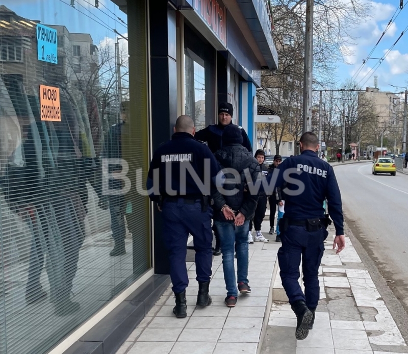 Агенция BulNews се сдоби с ексклузивно видео от зрелищния арест