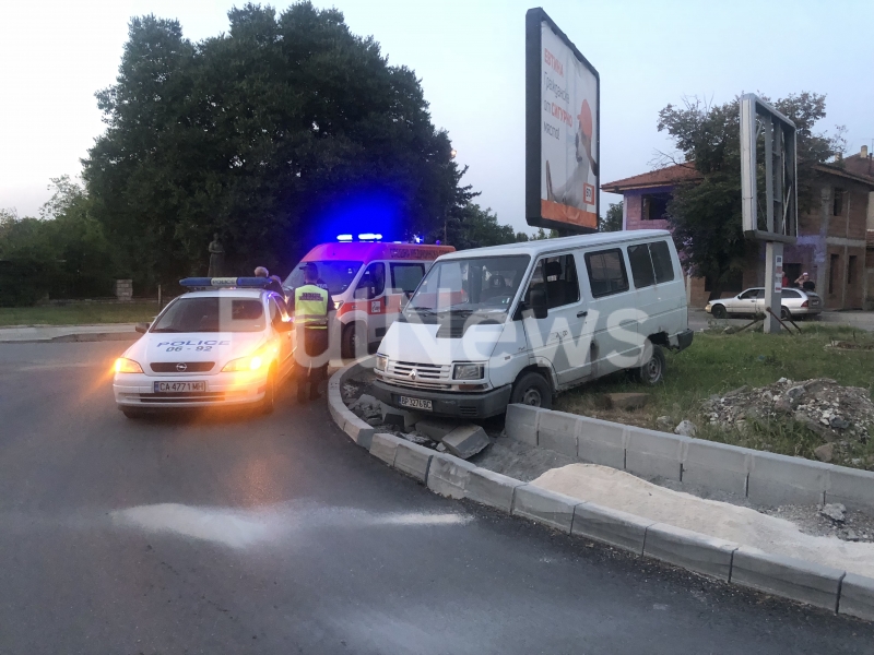 60 годишен местен жител е катастрофирал с фирмения бус на Гарант